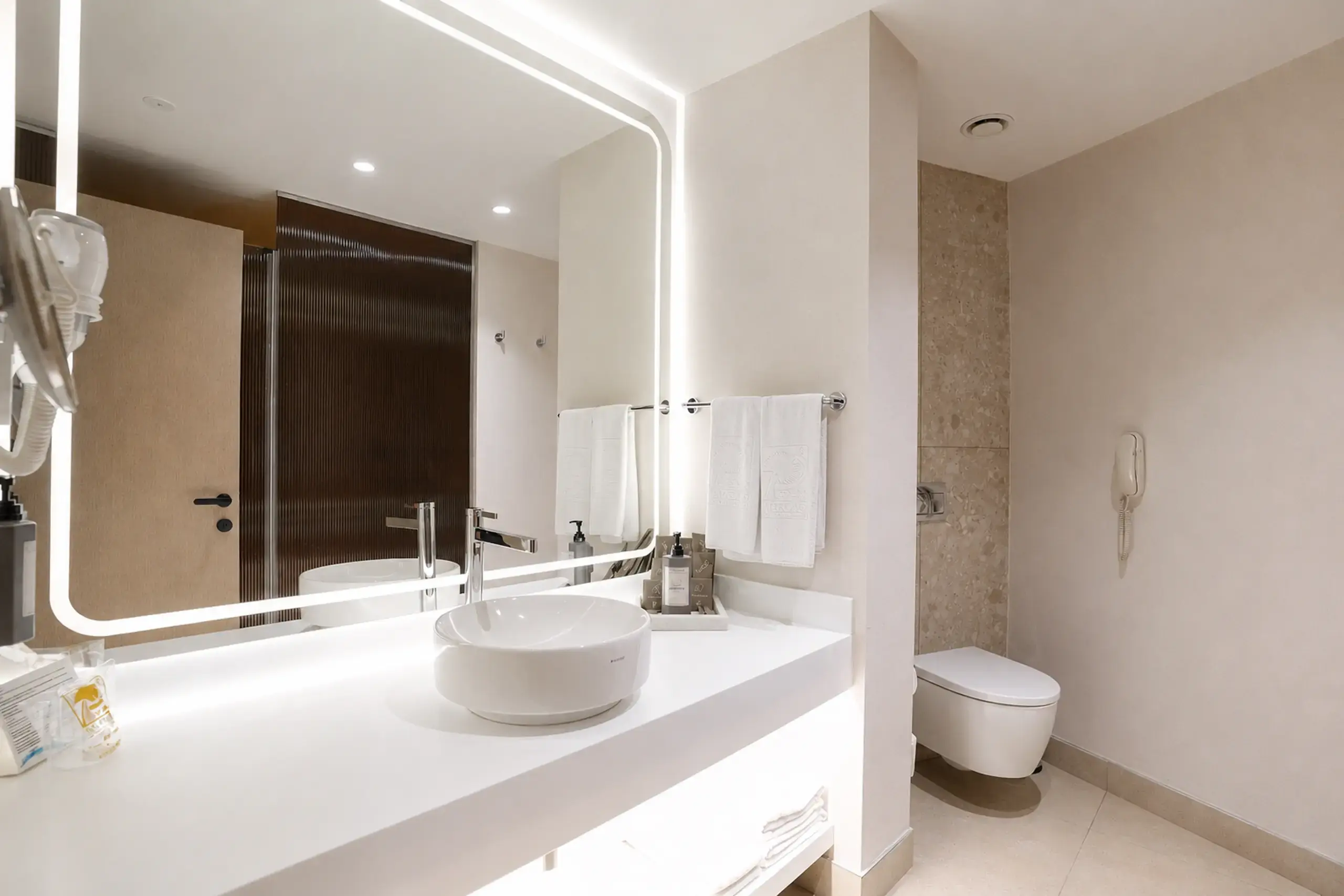 ana bina honeymoon suite (6)